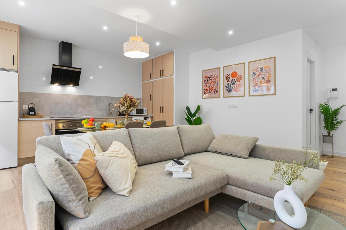 Matisse, Totalmente Reformado Y Modernista Apartamento Gijón Exterior foto